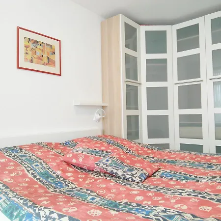 Ferienhaus 아파트 슈룩흐제