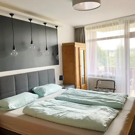 Ferienhaus 아파트 슈룩흐제