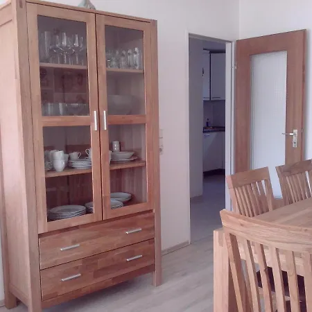Ferienhaus 아파트 슈룩흐제