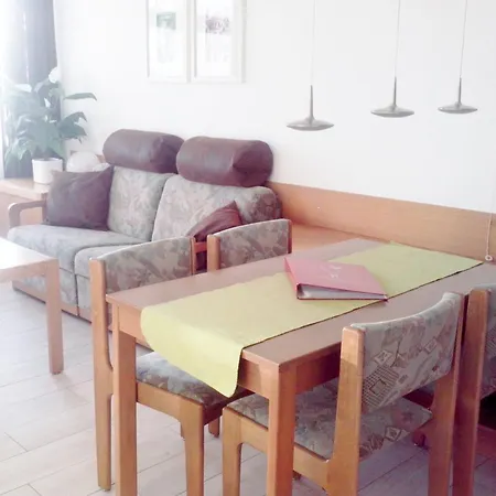 Ferienhaus 아파트 슈룩흐제