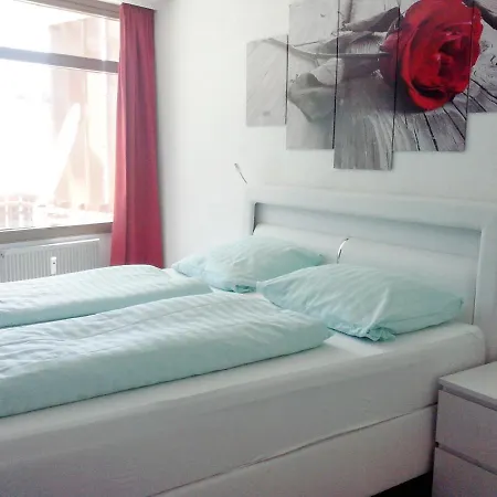 Ferienhaus 슈룩흐제